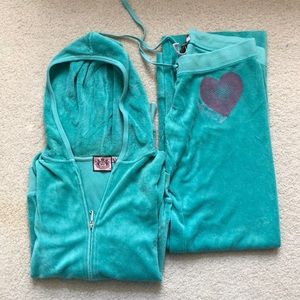 Iconic Juicy sweatsuit